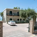 Glyfada Beach Hotel Глифада
