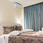 Отель Glyfada Beach Hotel Глифада