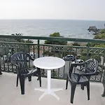 Отель Glyfada Beach Hotel