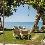 Glyfada Beach Hotel Отель 3*