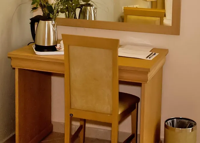 Hotel Glyfada Beach Hotel 3*