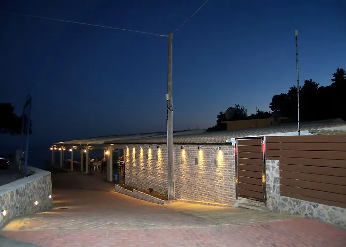 Hotel Glyfada Beach Hotel 3*