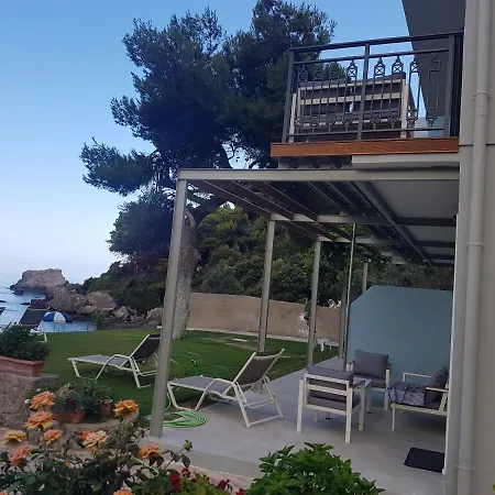 Glyfada Beach Hotel 3*