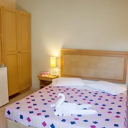 Hotel Glyfada Beach Hotel 3*