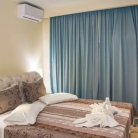 Glyfada Beach Hotel 3*