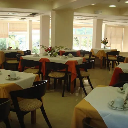 Glyfada Beach Hotel