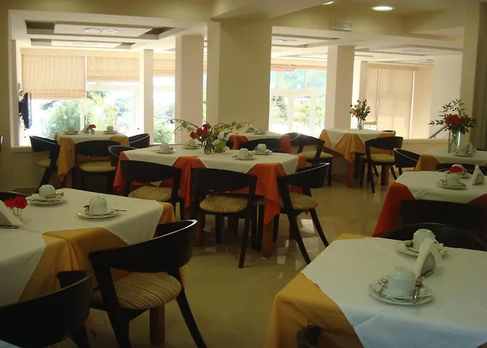 Glyfada Beach Hotel